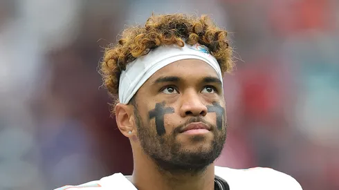 Tua Tagovailoa #1 of the Miami Dolphins warms up before a game against the Houston Texans at NRG Stadium on December 15, 2024 in Houston, Texas.