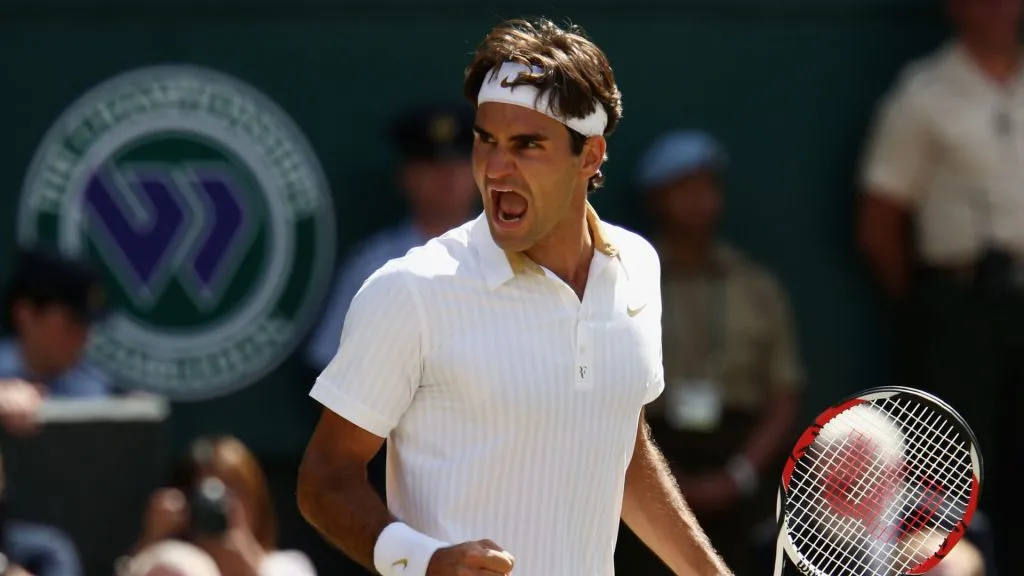 Roger Federer during the 2009 Wimbledon (Clive Brunskill/Getty Image)