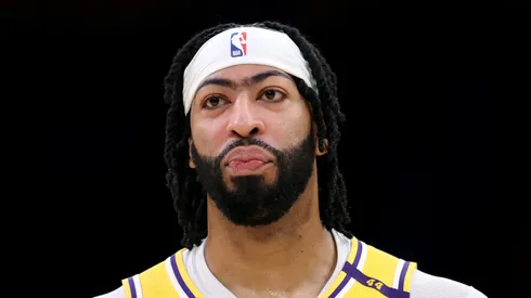 Anthony Davis of the Dallas Mavericks