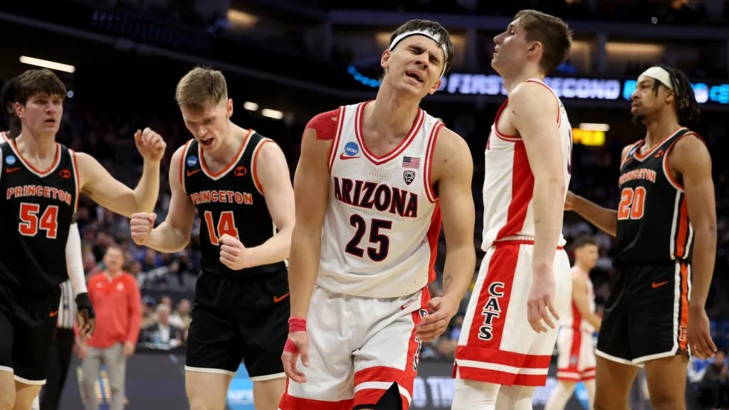 Kerr Kriisa #25 of the Arizona Wildcats reacts to a play against the Princeton Tigers during the second half in the first round of the NCAA Men’s Basketball Tournament in 2023. (Source: Ezra Shaw/Getty Images)