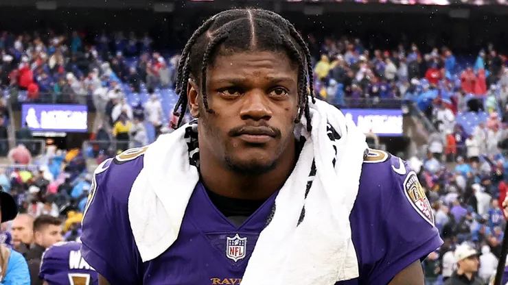 Lamar Jackson #8 of the Baltimore Ravens
