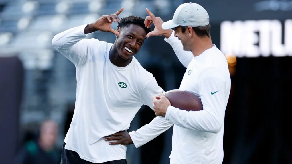 Gardner Sauce Aaron Rodgers New York Jets