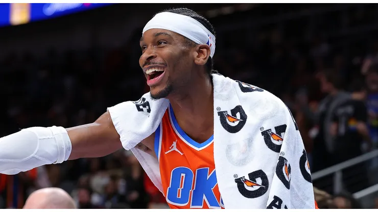 Shai Gilgeous-Alexander #2 of the Oklahoma City Thunder reacts in the final seconds of their 135-119 win over the Atlanta Hawks at State Farm Arena on February 28, 2025 in Atlanta, Georgia.