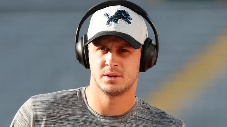 Jared Goff #16 of the Detroit Lions