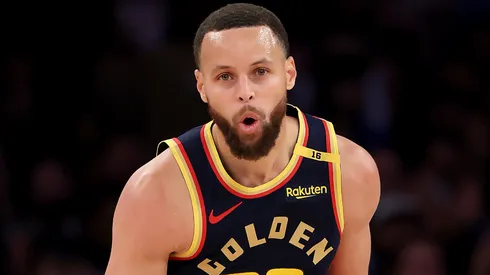 Stephen Curry #30 of the Golden State Warriors celebrates a shot in the fourth quarter against the New York Knicks at Madison Square Garden on March 04, 2025 in New York City. The Golden State Warriors defeated the New York Knicks 114-102.