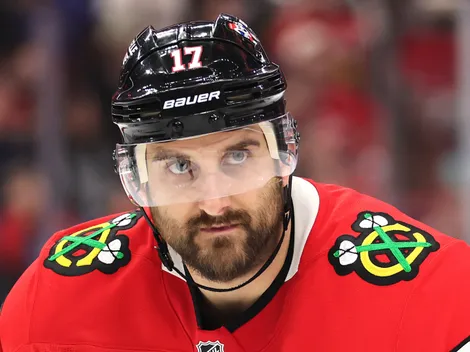 Foligno takes shot at Jones with strong message for Bedard, Blackhawks