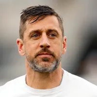 Aaron Rodgers sends clear message to Steelers fans and NFL experts about Mike Tomlin getting fired in 2026 playoffs