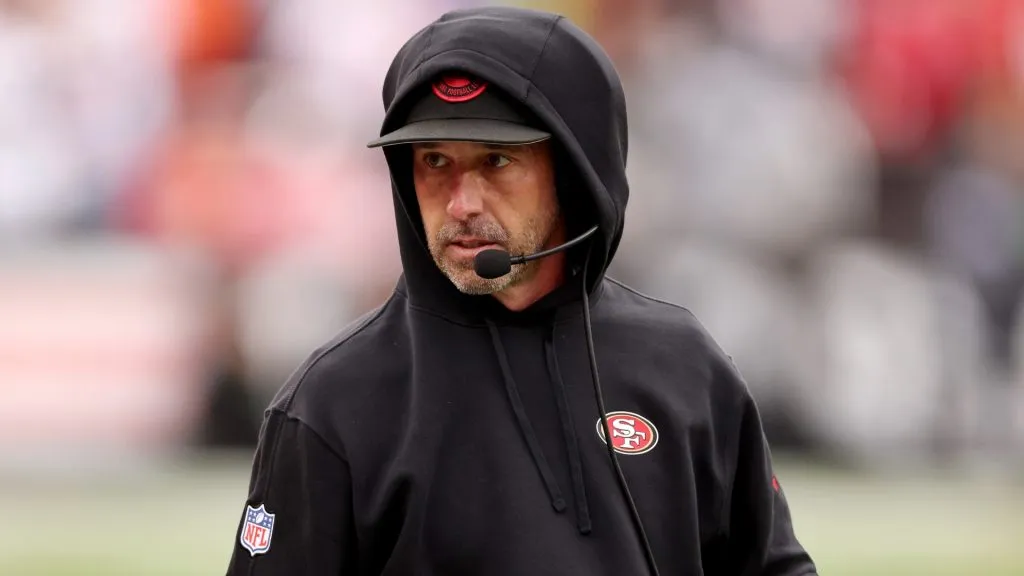 Head coach Kyle Shanahan of the San Francisco 49ers looks on during the second half against the Cleveland Browns at Cleveland Browns Stadium on October 15, 2023. (Source: Gregory Shamus/Getty Images)