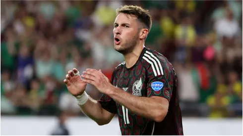 Santiago Gimenez of Mexico