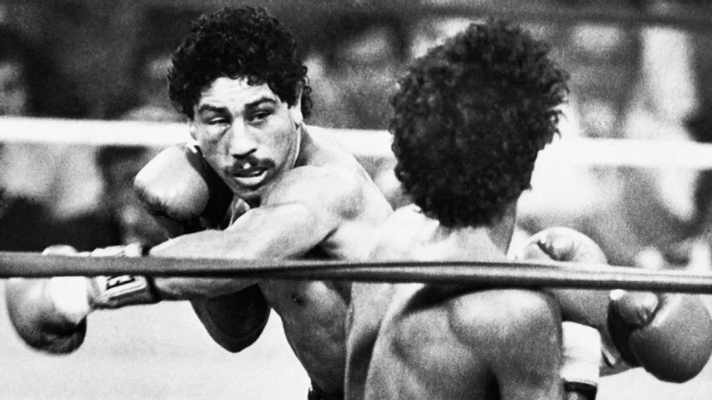 Wilfredo Gomez (Source: @LoneliestSport)