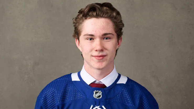Fraser Minten, #38 pick by the Toronto Maple Leafs, poses for a portrait during the 2022 Upper Deck NHL Draft at Bell Centre on July 08, 2022 in Montreal, Quebec, Canada.