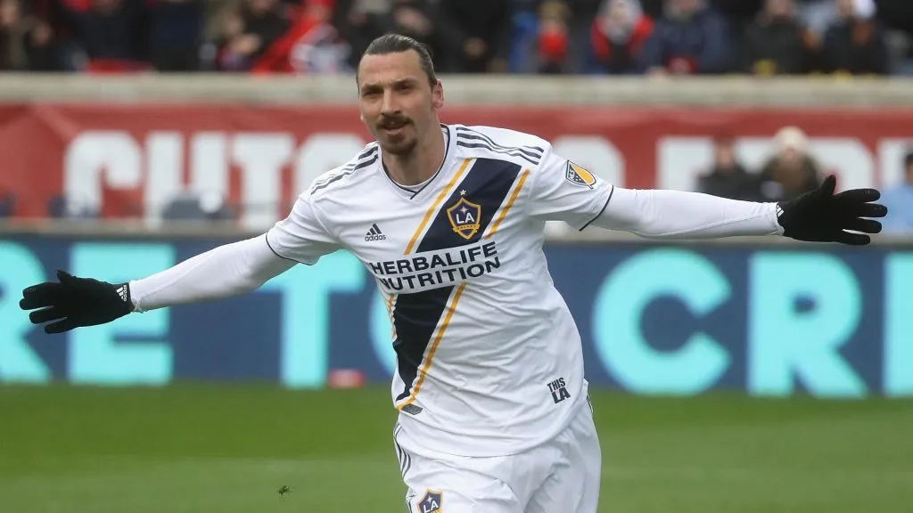 Zlatan Ibrahimovic #9 of Los Angeles Galaxy celebrates his first half goal against the Chicago Fire at Toyota Park on April 14, 2018. (Source: Jonathan Daniel/Getty Imges)