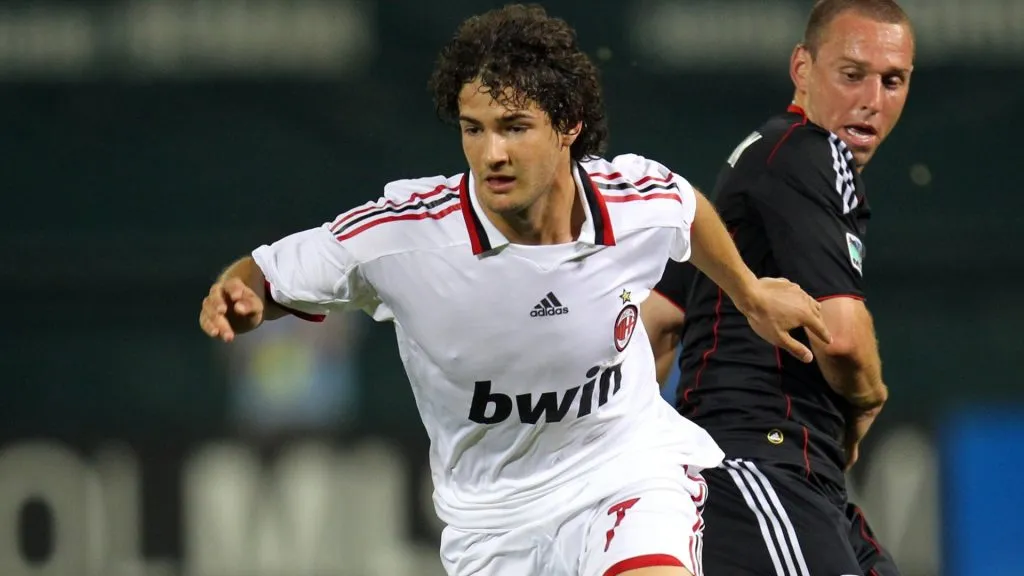 Alexandre Pato #7 of A.C. Milan controls the ball against Kurt Morsink #6 of D.C. United at RFK Stadium on May 26, 2010. (Source: Ned Dishman/Getty Images)