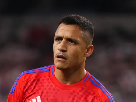 Why isn't Alexis Sanchez playing for Chile against Paraguay in 2026 World Cup Qualifiers?