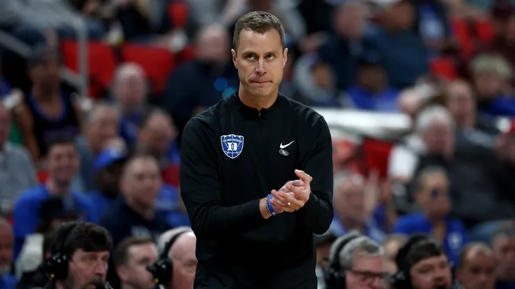 Head Coach John Scheyer