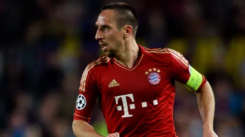 Franck Ribery of Munich runs with the ball during the UEFA Champions League semi final second leg match between Barcelona and FC Bayern Muenchen at Nou Camp on May 1, 2013 in Barcelona, Spain.