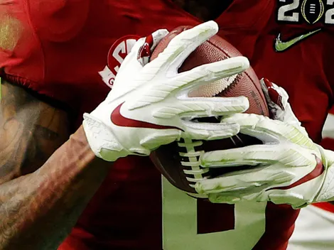 Super Bowl champion with Eagles claims he's the best WR in NCAAF history