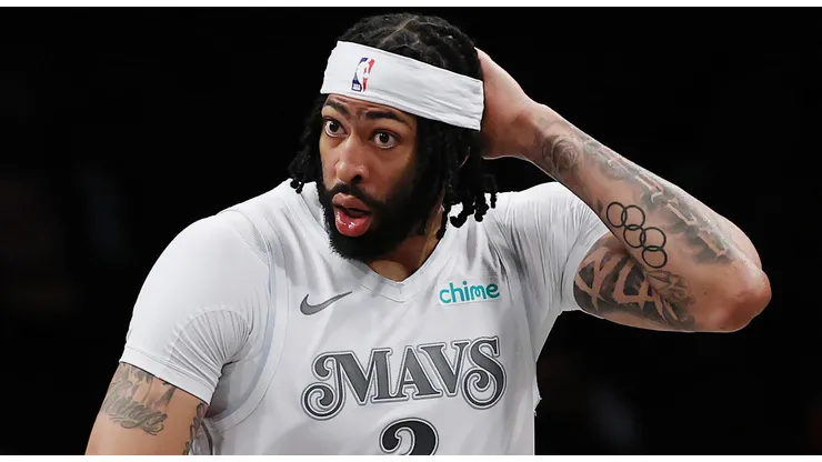 Anthony Davis #3 of the Dallas Mavericks.