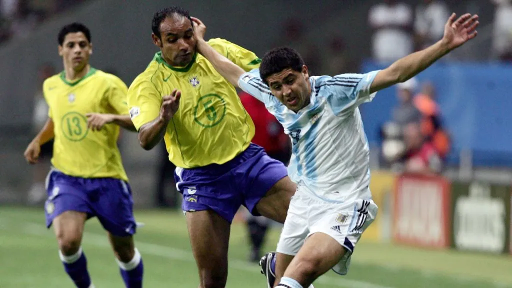 Argentina’s Juan Roman Riquelme and Brazil’s Emerson during a game in 2005.