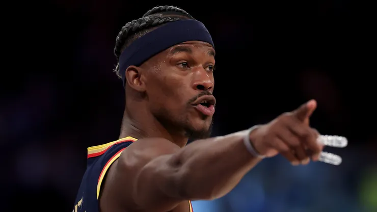Jimmy Butler III #10 of the Golden State Warriors.
