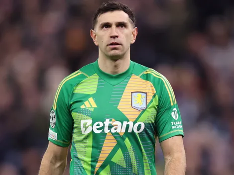 How much Emiliano Martinez earns at Aston Villa compared to Donnarumma’s salary at PSG