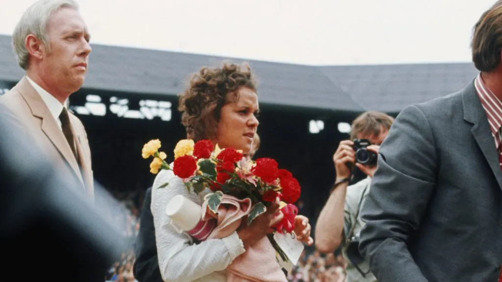 Goolagong at the 1972 Wimbledon Championships (Don Morley/Getty Images)
