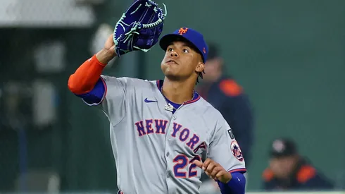 Juan Soto #22 of the New York Mets catches a fly ball hit by Brendan Rodgers (not pictured) of the Houston Astros during the sixth inning on Opening Day at Daikin Park on March 27, 2025 in Houston, Texas.