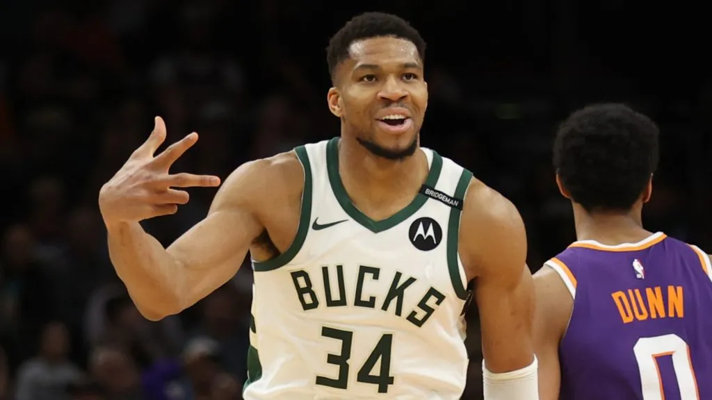 Giannis Antetokounmpo #34 of the Milwaukee Bucks reacts after hitting a three-pointer during the second half against the Phoenix Suns at PHX Arena on March 24, 2025 in Phoenix, Arizona. (Photo by Jeremy Chen/Getty Images)