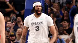 Anthony Davis #3 of the Dallas Mavericks