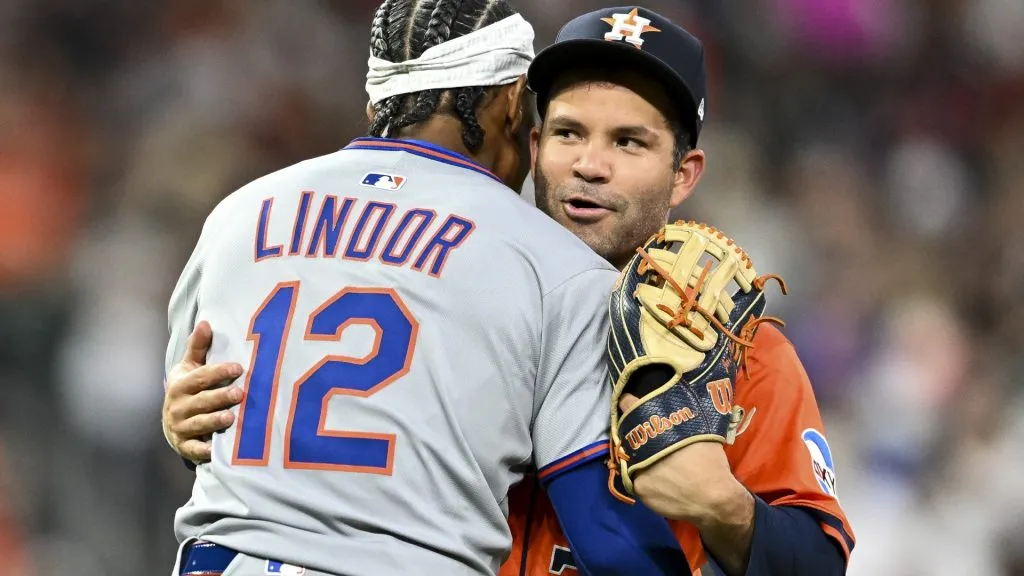 HOUSTON, TEXAS – MARCH 28: Jose Altuve #27 of the Houston Astros greets Francisco Lindor #12 of the New York Mets at Daikin Park on March 28, 2025 in Houston, Texas. (Photo by Maria Lysaker/Getty Images)