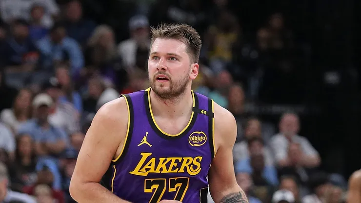 Luka Doncic #77 of the Los Angeles Lakers handles the ball during the first half against the Memphis Grizzlies