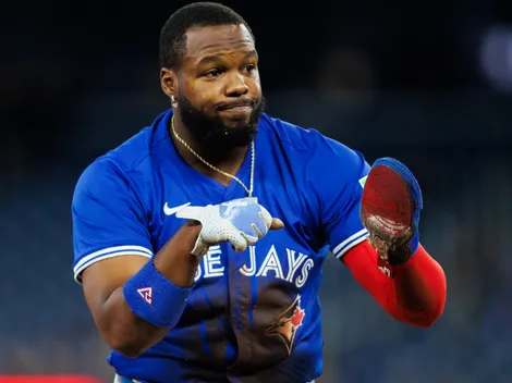 Vladimir Guerrero Jr.'s pregame moment with Mets stars fuels speculation amid Blue Jays' contract tension