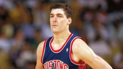 Bill Laimbeer #40 of the Detroit Pistons looks on during a game against the Los Angeles Lakers at the Great Western Forum in Los Angeles, California in the 1987-1988 NBA season.