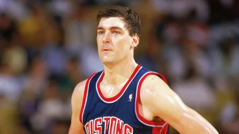 Bill Laimbeer #40 of the Detroit Pistons looks on during a game against the Los Angeles Lakers at the Great Western Forum in Los Angeles, California in the 1987-1988 NBA season.