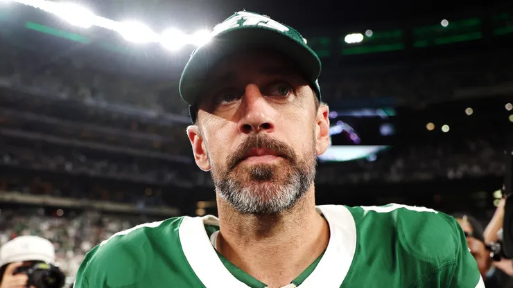 Aaron Rodgers looks on during the game against the New England Patriots at MetLife Stadium on September 19, 2024 in East Rutherford, New Jersey.