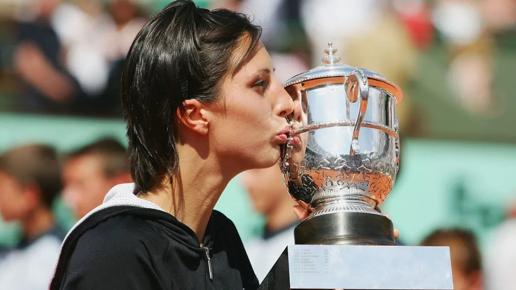 Anastasia Myskina won the 2004 French Open (Clive Mason/Getty Images)