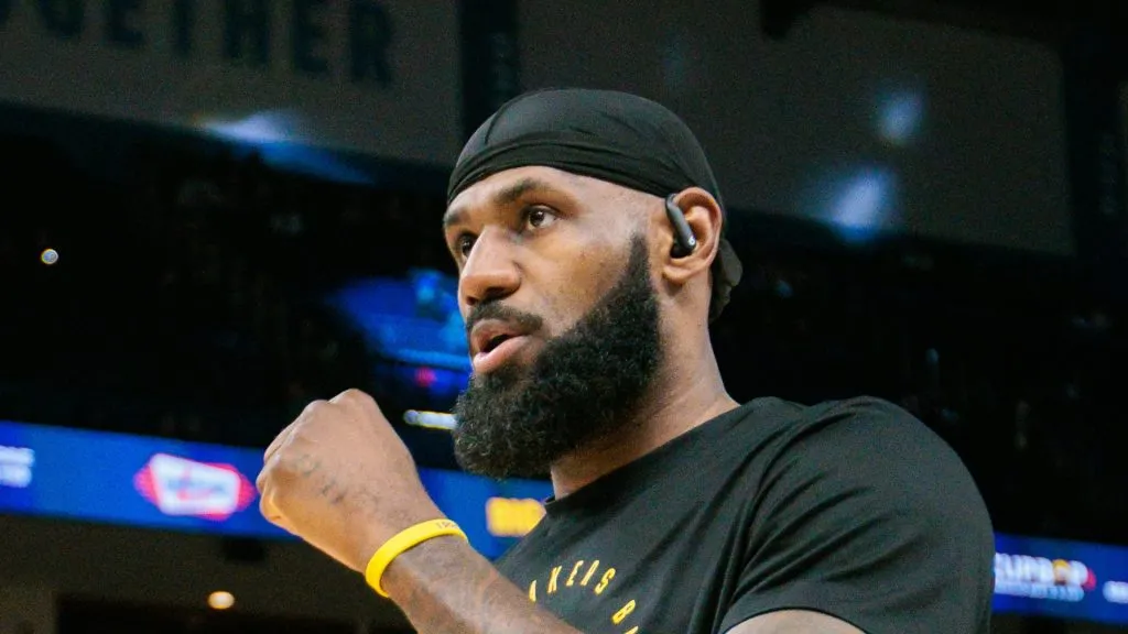 LeBron James #23 of the Los Angeles Lakers warms up prior to the game against the Oklahoma City Thunder