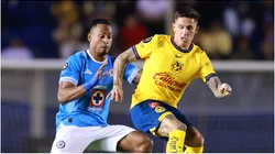 Willer Ditta of Cruz Azul battles for possession with Brian Rodriguez of America