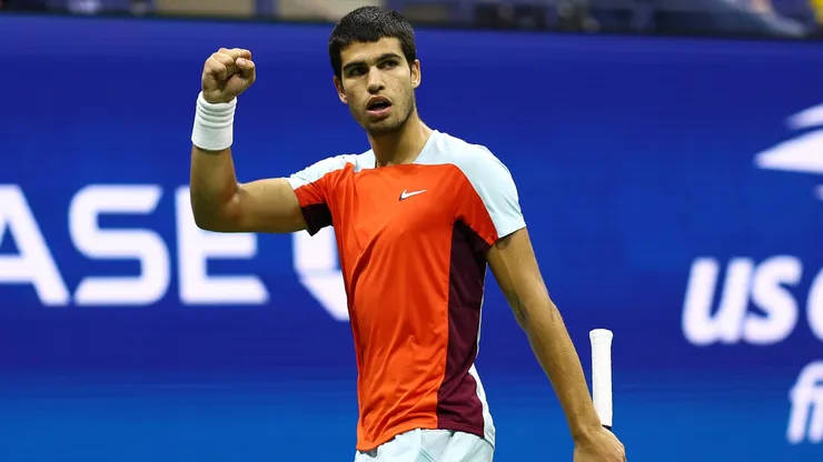 Carlos Alcaraz of Spain celebrates winning the third set tiebreak against Casper Ruud of Norway during their Men’s Singles Final match on Day Fourteen of the 2022 US Open.