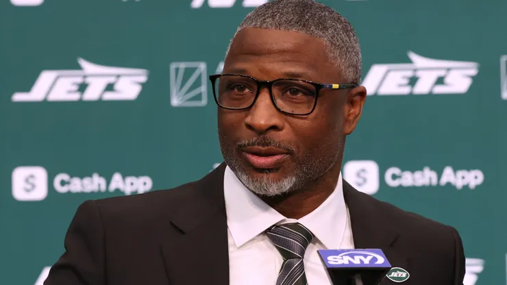 New York Jets head coach Aaron Glenn