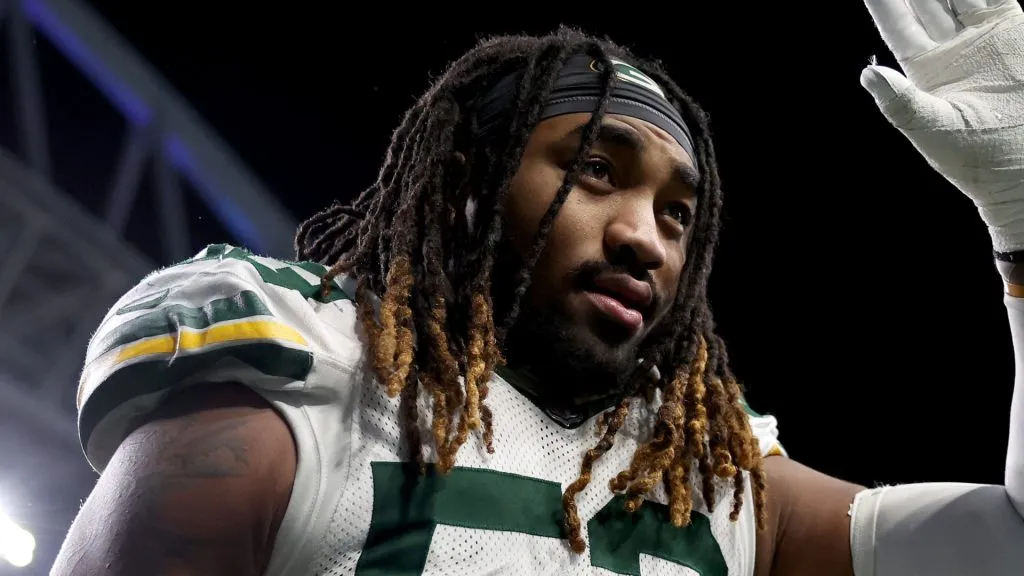 Arron Mosby #53 of the Green Bay Packers waves to fans after beating the Seattle Seahawks at Lumen Field on December 15, 2024 in Seattle, Washington.
