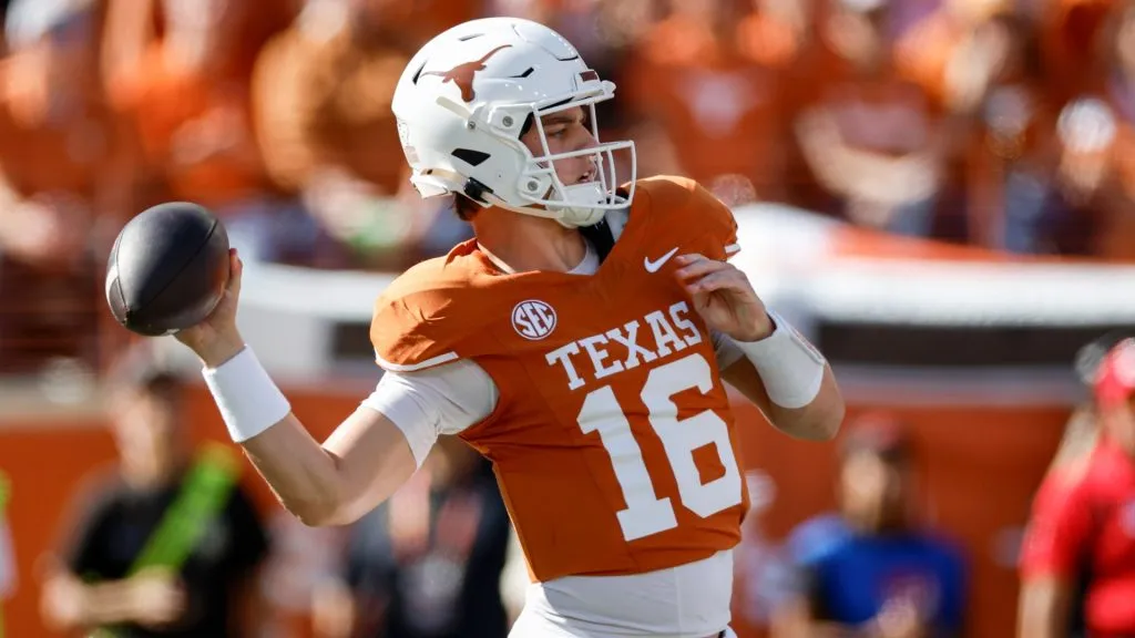 Arch Manning Texas Longhorns