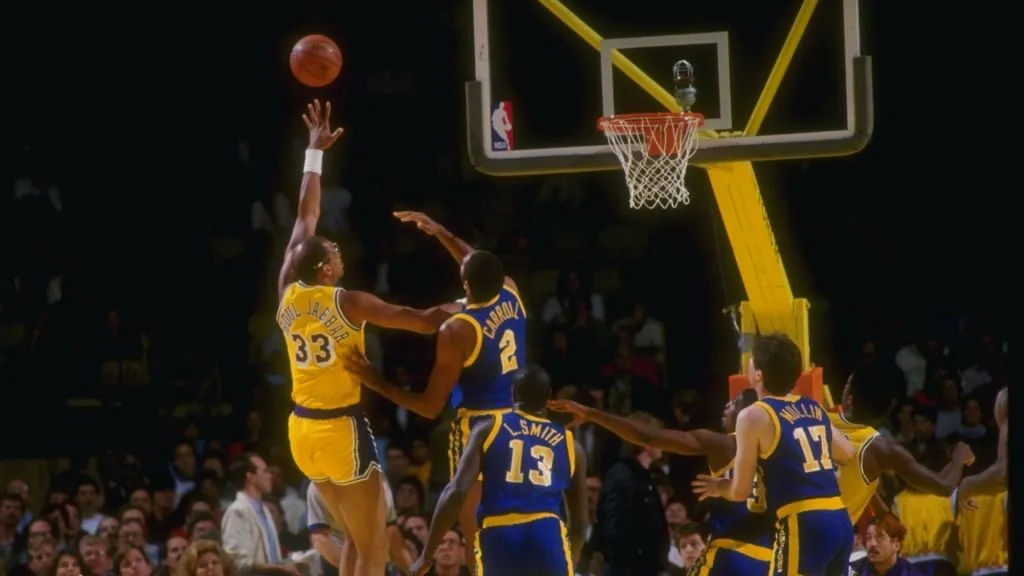 Kareem Abdul-Jabbar of the Los Angeles Lakers takes a shot during a game. (Rick Stewart /Getty Images)