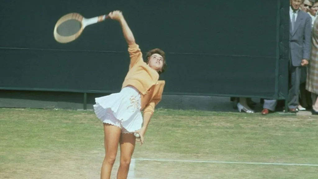 Maria Bueno playing in Wimbledon in the 1960s (Allsport UK)