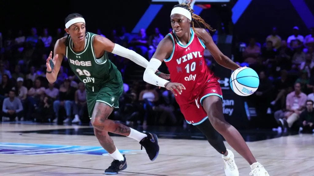 Rhyne Howard #10 of the Vinyl dribbles the ball against Brittney Sykes #20 of Rose BC during the third quarter of the Unrivaled Championship Final 2025 at Wayfair Arena on March 17, 2025. (Source: Rich Storry/Getty Images)