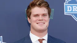 Sam Darnold of USC poses on the red carpet prior to the start of the 2018 NFL Draft at AT&T Stadium on April 26, 2018 in Arlington, Texas.