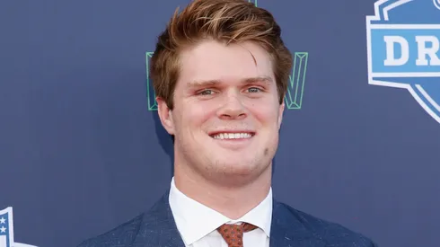 Sam Darnold of USC poses on the red carpet prior to the start of the 2018 NFL Draft at AT&T Stadium on April 26, 2018 in Arlington, Texas.