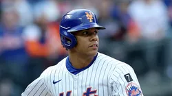 Juan Soto #22 of the New York Mets leads off second base during the home opener against the Toronto Blue Jays at Citi Field on April 04, 2025 in the Flushing neighborhood of the Queens borough of New York City. The New York Mets defeated the Toronto Blue Jays 5-0.