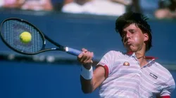 Aaron Krickstein stands on the court during a match.