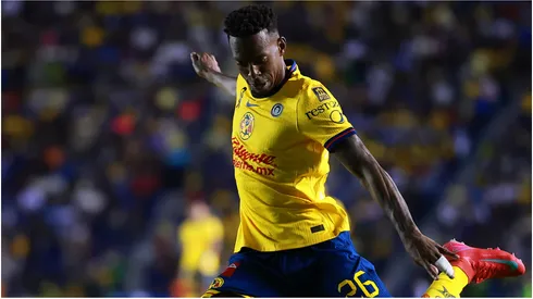 Cristian Borja of America